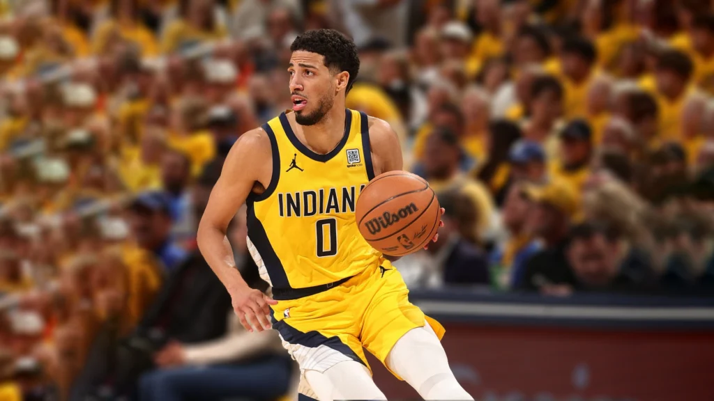 Tyrese Haliburto of the Indiana Pacers dribbles the ball during the game against the New York Knicks during Game 4 of the 2025 Eastern Conference Finals.